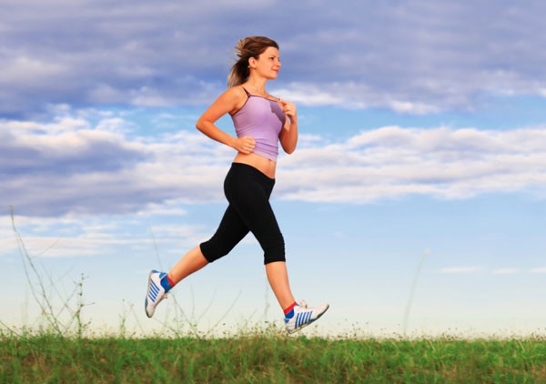 Tập luyện thể dục thể thao hàng ngày giúp cơ thể khỏe mạnh
