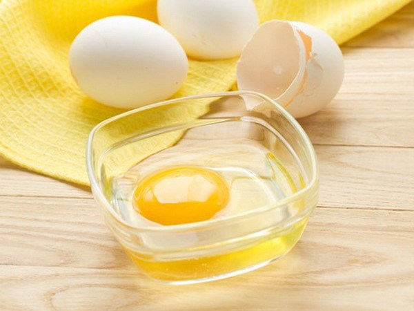 Lòng trắng trứng chứa rất nhiều protein để tăng cơ nhưng lại không gây béo