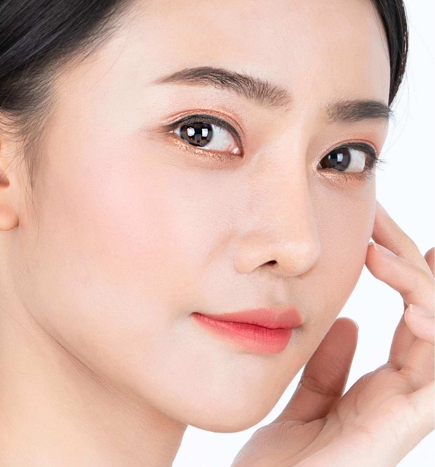 Dịch vụ Căng da Chỉ vàng