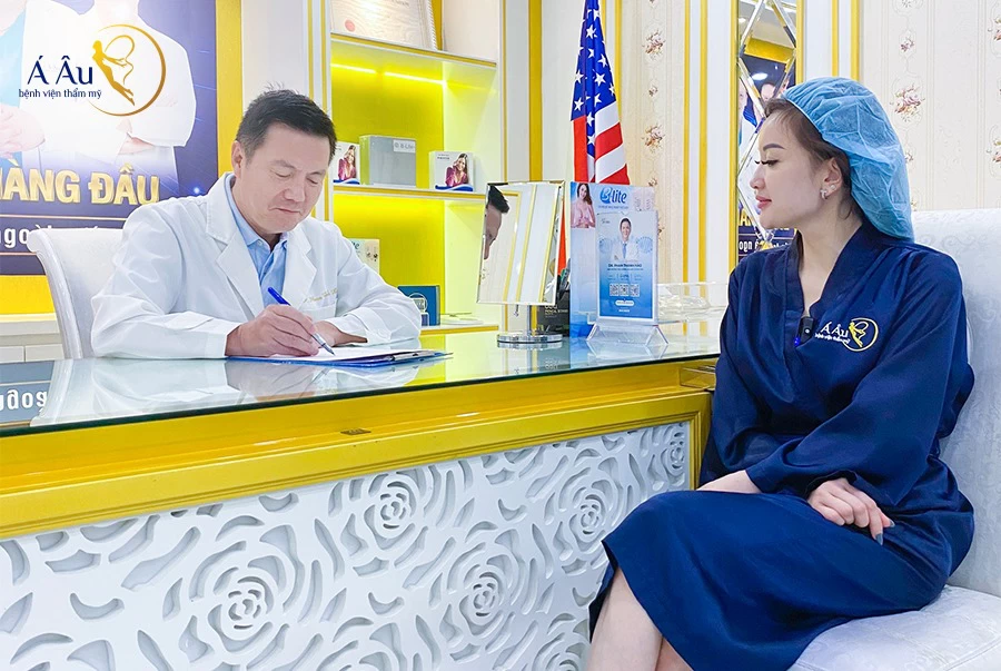 Chi phí đã bao gồm khám kiểm tra sức khỏe và quy trình hút mỡ an toàn