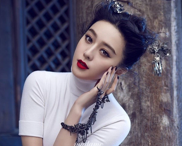 hút mỡ cằm