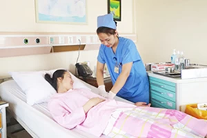 Hút mỡ bắp chân ở viện 108 có tốt không? - trai nghiem mot ngay sau sinh tai benh vien quoc te 5 sao